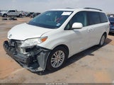 Toyota Sienna Xle Premium 8 Passenger 5TDYK3DC2FS682520 снимка