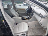 MERCEDES-BENZ C 230 SPORT WDBRF52H27E027699 fotografie