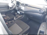 NISSAN VERSA S 5-SPEED MANUAL TRANSMISSION 3N1CN8BV7PL871466 fotografie