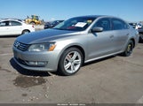 VOLKSWAGEN PASSAT 2.0L TDI SEL PREMIUM 1VWCN7A39DC047044 photo