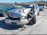 Lincoln Town Car Executive 1LNHM81W53Y621745 снимка