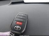 TOYOTA CAMRY XSE 4T1DBADK8SU002308 fotografie