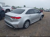 Toyota Corolla Le JTDEPRAE3LJ027854 снимка