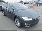 TESLA MODEL X 100D/75D/90D 5YJXCBE27HF050421 fotografie