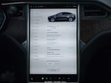 TESLA MODEL X 100D/75D/90D 5YJXCBE27HF050421 fotografie