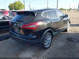 Nissan Rogue Sport S Fwd Xtronic Cvt JN1BJ1AV1MW314557 fotografie