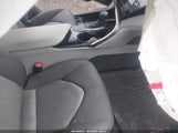 Toyota Camry Le 4T1B11HK6KU807972 photo
