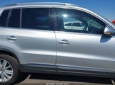 VOLKSWAGEN TIGUAN SE WVGAV7AX2DW527854 photo