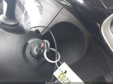 TOYOTA COROLLA LE 2T1BURHE5HC804801 снимка