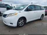TOYOTA SIENNA BASE V6 5TDZK3DCXBS117074 снимка