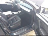 TESLA MODEL Y AWD/LONG RANGE DUAL MOTOR ALL-WHEEL DRIVE 7SAYGDEE7PA037763 photo