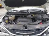 Chrysler Voyager Lxi 2C4RC1DG2MR503083 снимка