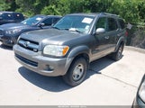 TOYOTA SEQUOIA SR5 V8 5TDZT34A75S242033 снимка
