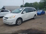 TOYOTA SIENNA XLE 5TDZA22C55S245694 снимка