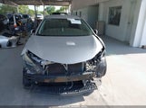 TOYOTA COROLLA SE 5YFBURHE9HP613687 снимка
