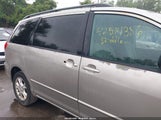 TOYOTA SIENNA LE 5TDBA23C84S007756 снимка