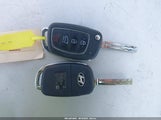 HYUNDAI TUCSON SE KM8J33A4XHU331103 снимка