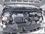 TOYOTA COROLLA LE 5YFEPMAE7NP359748 снимка