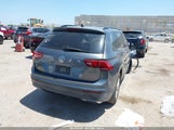 Volkswagen Tiguan 2.0T Se/2.0T Sel/2.0T Sel R-Line/2.0T Sel R-Line Black 3VV3B7AX3KM099815 photo