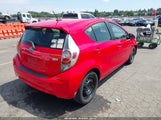 Toyota Prius C Three JTDKDTB30E1076633 снимка
