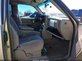 CHEVROLET SILVERADO 2500HD LS 1GCHC29U05E216369 снимка