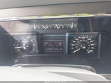 LINCOLN NAVIGATOR L 5LMJJ3J52BEJ05473 снимка