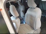 TOYOTA SIENNA LE 7 PASSENGER 5TDJZ3DC4HS180642 снимка
