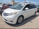 TOYOTA SIENNA LIMITED V6 5TDYK3DC5BS037533 снимка