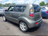 KIA SOUL + KNDJT2A21A7028633 снимка