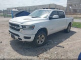 Ram  Laramie 4X4 5'7 Box 1C6SRFJT7KN605947 снимка