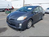 Toyota Prius Two JTDKN3DU3B1453003 fotografie