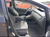 Toyota Prius Two JTDKN3DU3B1453003 снимка