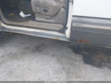 CHEVROLET SILVERADO 2500 LS 1GCGK29U5YE299414 снимка