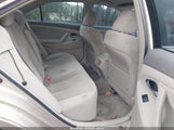 TOYOTA CAMRY LE 4T1BE46K27U009713 снимка