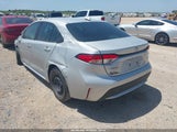 TOYOTA COROLLA LE 5YFEPMAE4NP386289 снимка