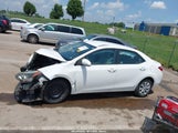 TOYOTA COROLLA LE 5YFBURHE5EP143704 снимка