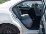 TOYOTA COROLLA LE 5YFBURHE5EP143704 снимка