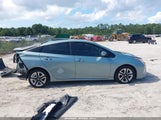 TOYOTA PRIUS FOUR TOURING JTDKARFU1H3036374 снимка