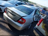 Toyota Camry Le 4T1BE32K83U237242 снимка