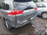 TOYOTA SIENNA LE V6 5TDKK3DC8BS161317 снимка