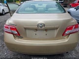 TOYOTA CAMRY LE 4T1BF3EK2BU119615 снимка