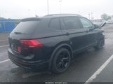 Volkswagen Tiguan 2.0T Se R-Line Black 3VV8B7AX4RM048758 снимка