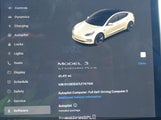 TESLA MODEL 3 STANDARD RANGE PLUS REAR-WHEEL DRIVE/STANDARD RANGE REAR-WHEEL DRIVE 5YJ3E1EA7LF747106 photo
