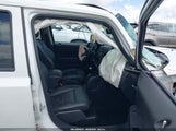 Jeep Patriot Sport/North 1C4NJRAB1GD618356 photo