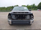 TOYOTA TUNDRA SR5 5.7L V8 5TFEY5F19JX242306 fotografie