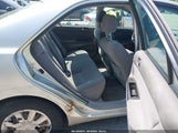 TOYOTA CAMRY LE JTDBE32K953030937 снимка