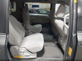 TOYOTA SIENNA LE 7 PASSENGER 5TDJK3DC7CS045989 снимка