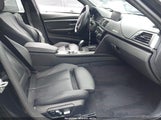 BMW 340I xDrive WBA8B7G57GNT95943 снимка