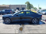 VOLVO S60 HYBRID T8 R-DESIGN 7JRBR0FM9KG015181 снимка