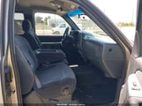 CHEVROLET SILVERADO 1500 LS 2GCEK19T4Y1311496 снимка